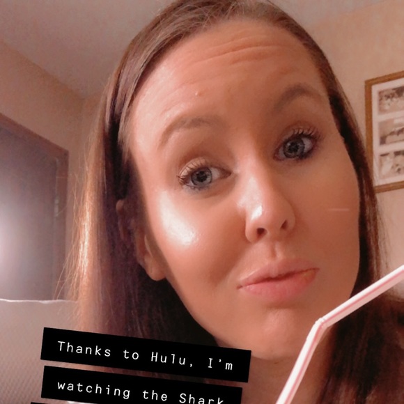 Meet your Posher, Christina - Picture 5 of 5